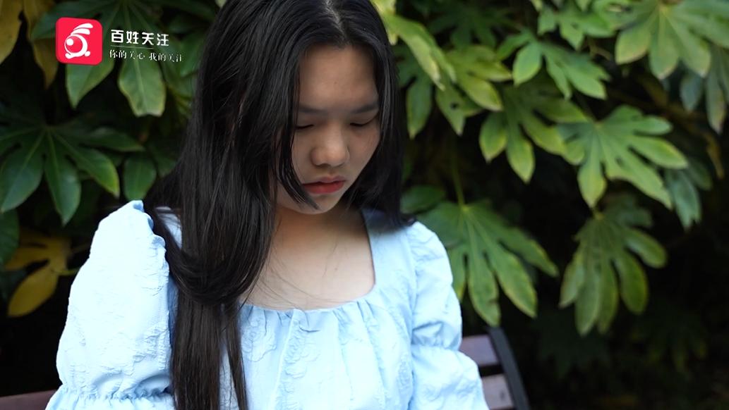 DƬ